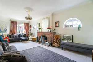 Photo 35- click for photo gallery